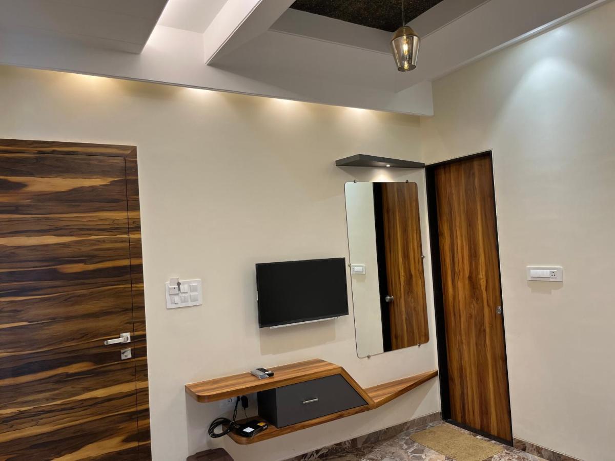 Hotel Aryadeep Phardāpur Extérieur photo